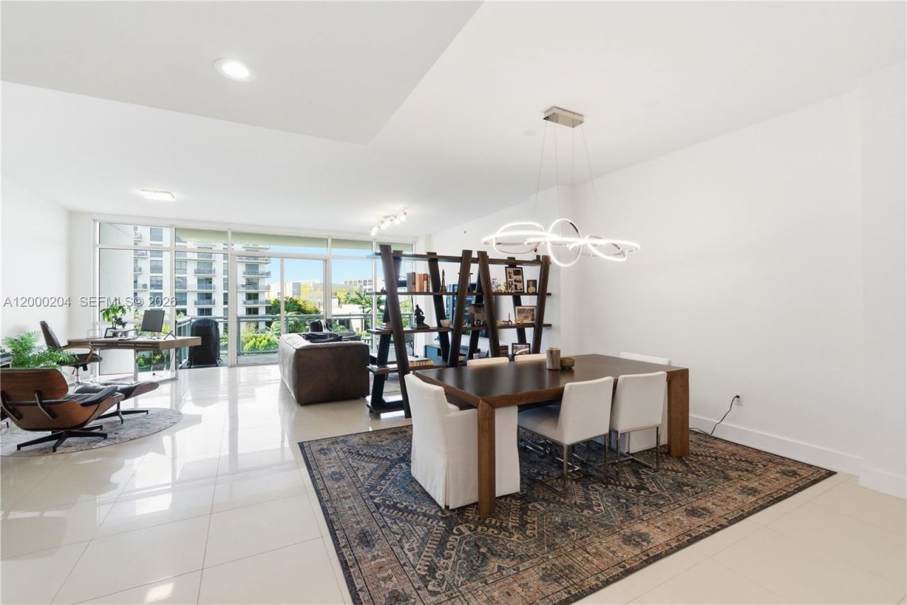 1090 NW N River Dr, Unit 404, Miami, FL 33136 Photo