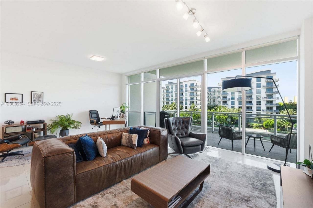 1090 NW N River Dr, Unit 404, Miami, FL 33136 Photo