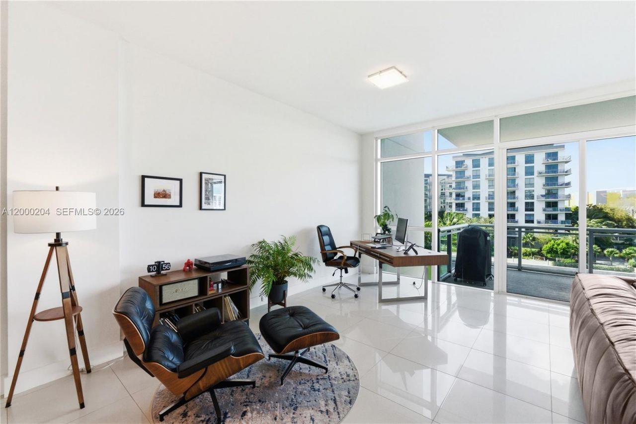 1090 NW N River Dr, Unit 404, Miami, FL 33136 Photo