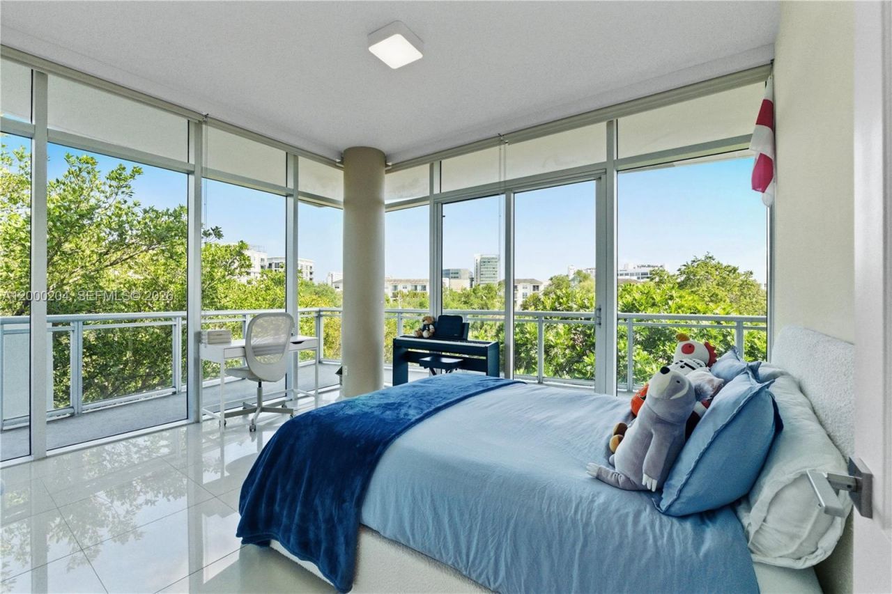 1090 NW N River Dr, Unit 404, Miami, FL 33136 Photo