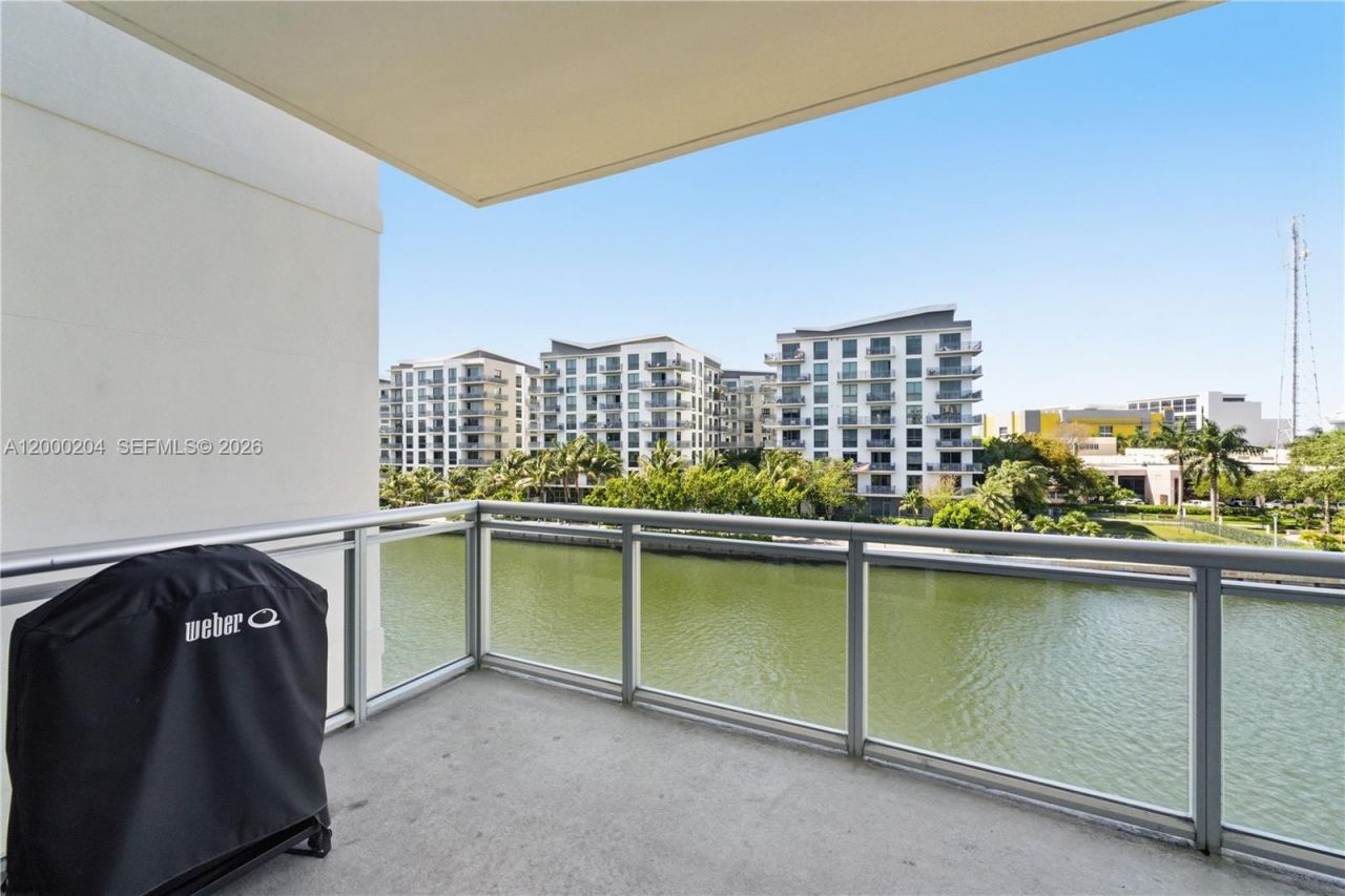 1090 NW N River Dr, Unit 404, Miami, FL 33136 Photo