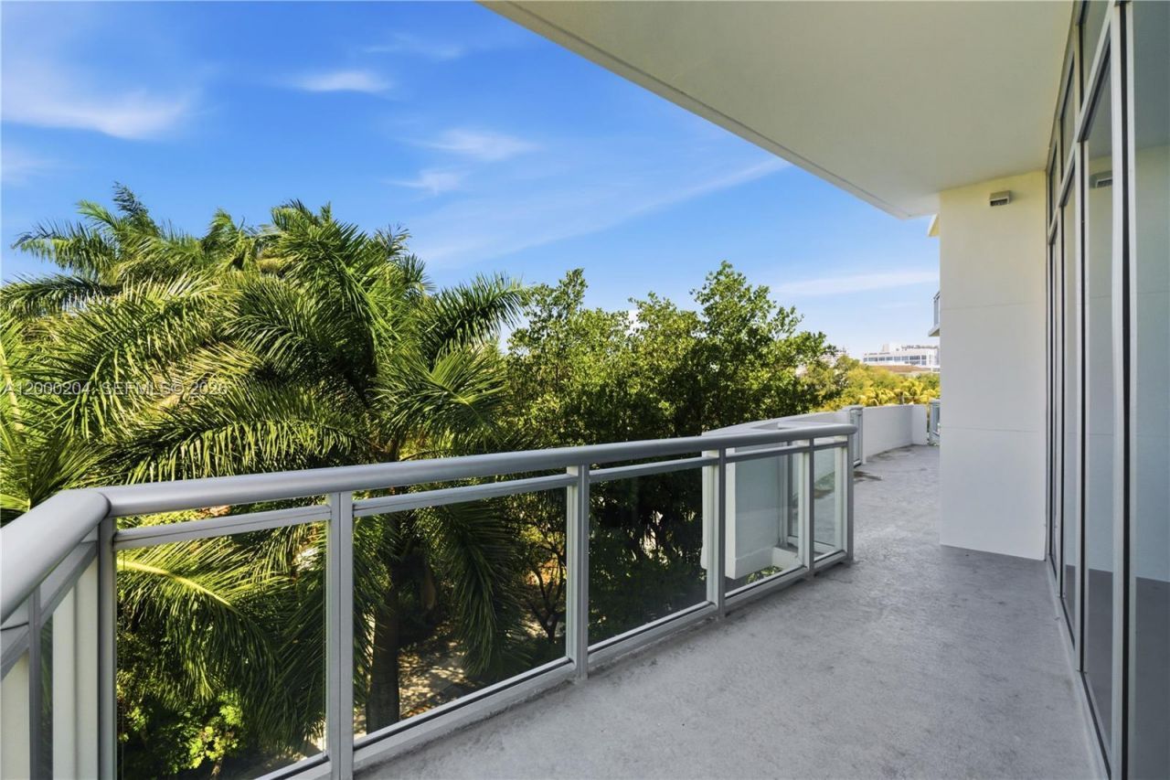 1090 NW N River Dr, Unit 404, Miami, FL 33136 Photo