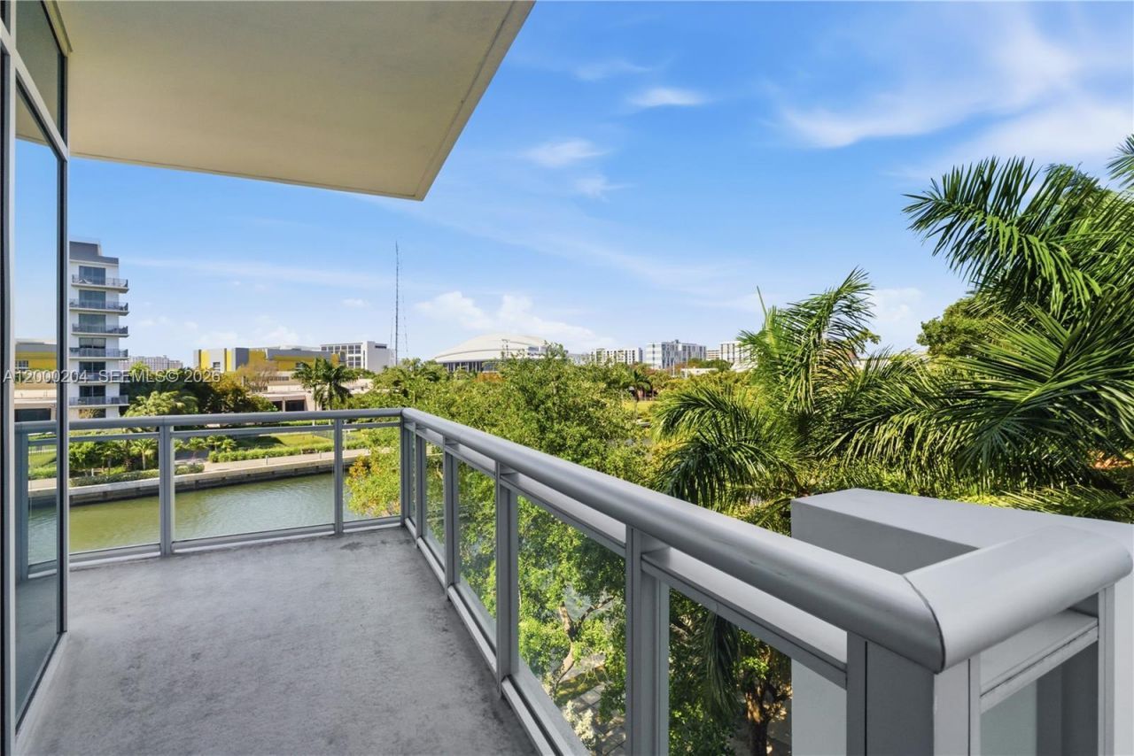 1090 NW N River Dr, Unit 404, Miami, FL 33136 Photo