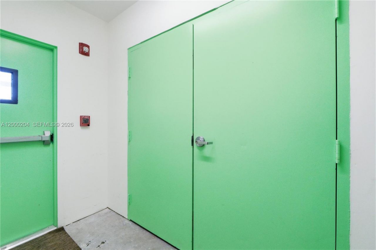 1090 NW N River Dr, Unit 404, Miami, FL 33136 Photo