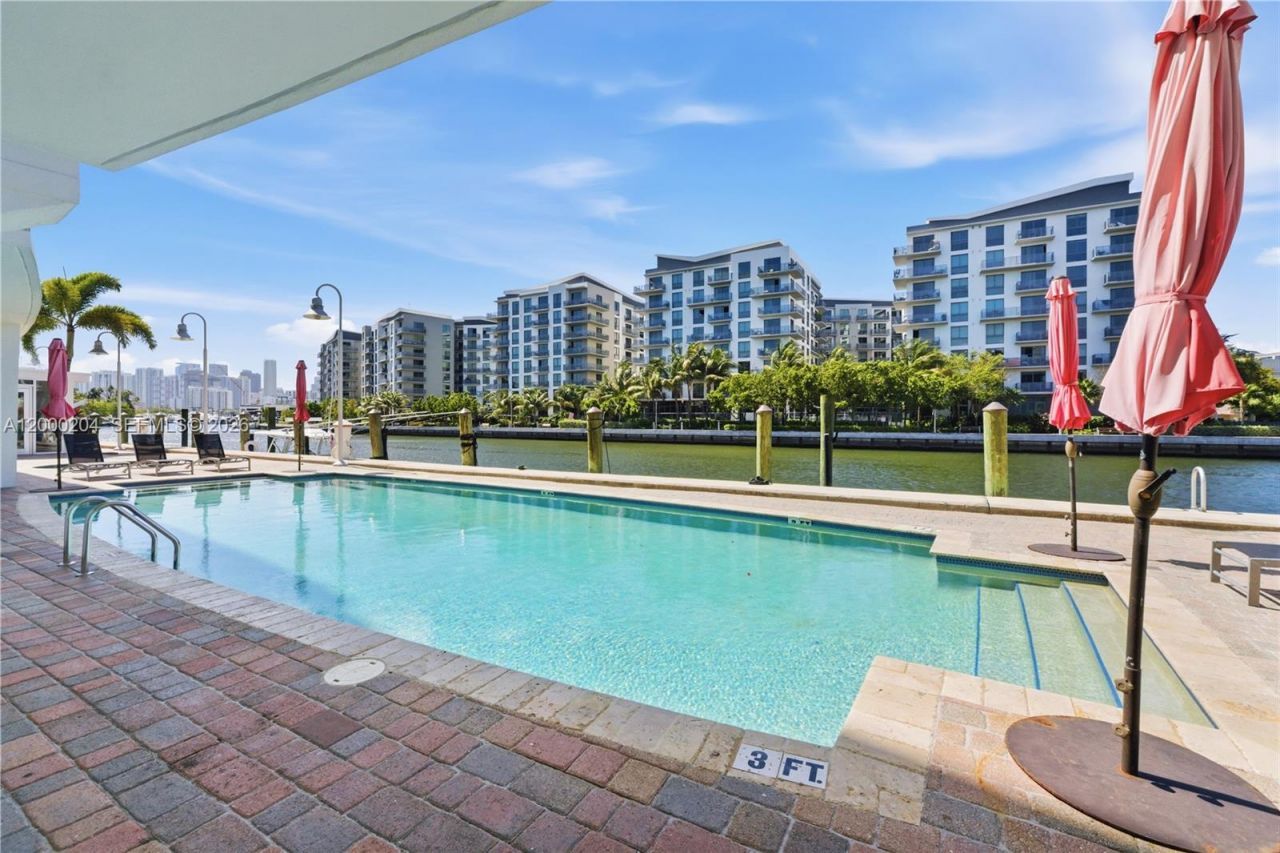 1090 NW N River Dr, Unit 404, Miami, FL 33136 Photo