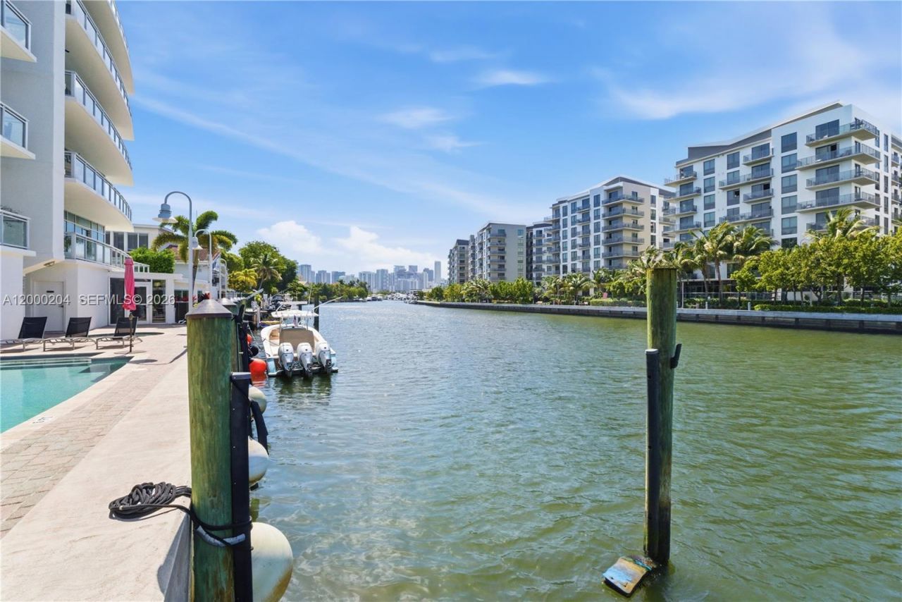 1090 NW N River Dr, Unit 404, Miami, FL 33136 Photo