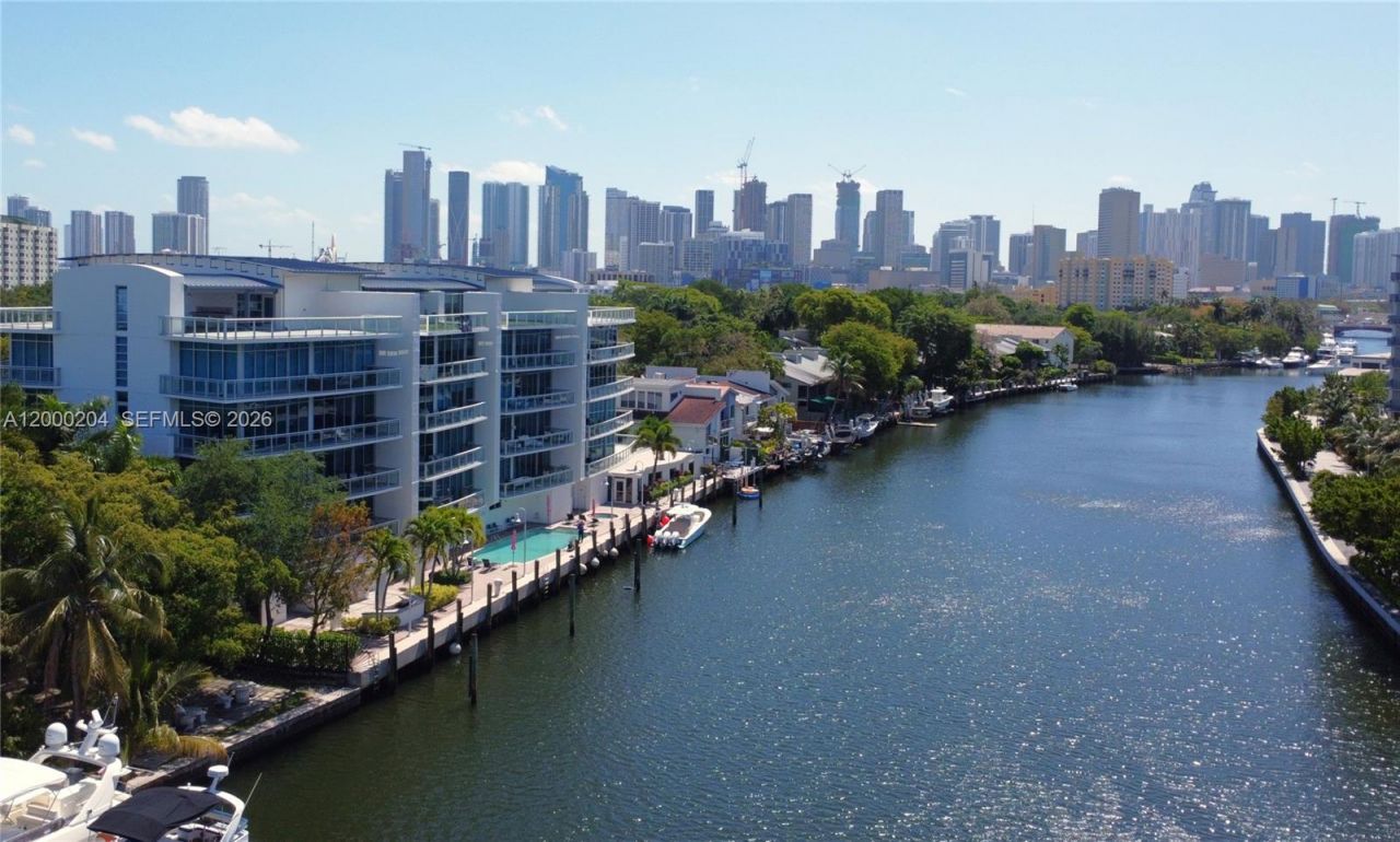 1090 NW N River Dr, Unit 404, Miami, FL 33136 Photo