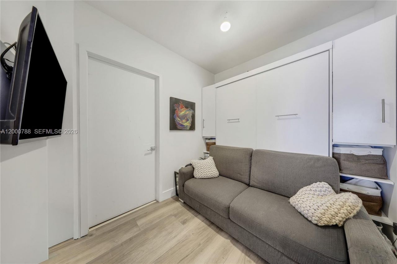 488 NE 18th St, Unit 1711, Miami, FL 33132 Photo