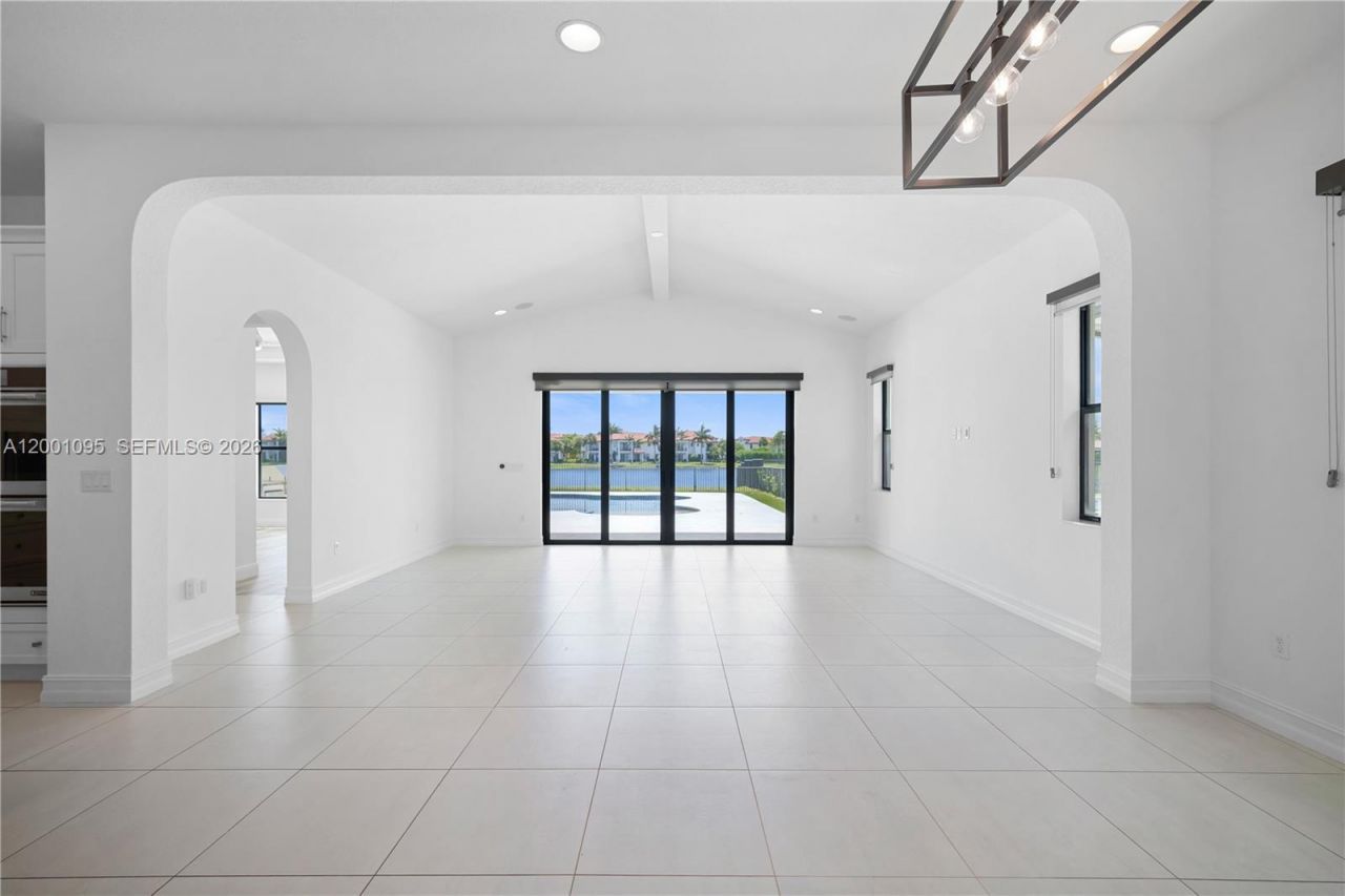 1286 SW 113th Way, Pembroke Pines, FL 33025 Photo