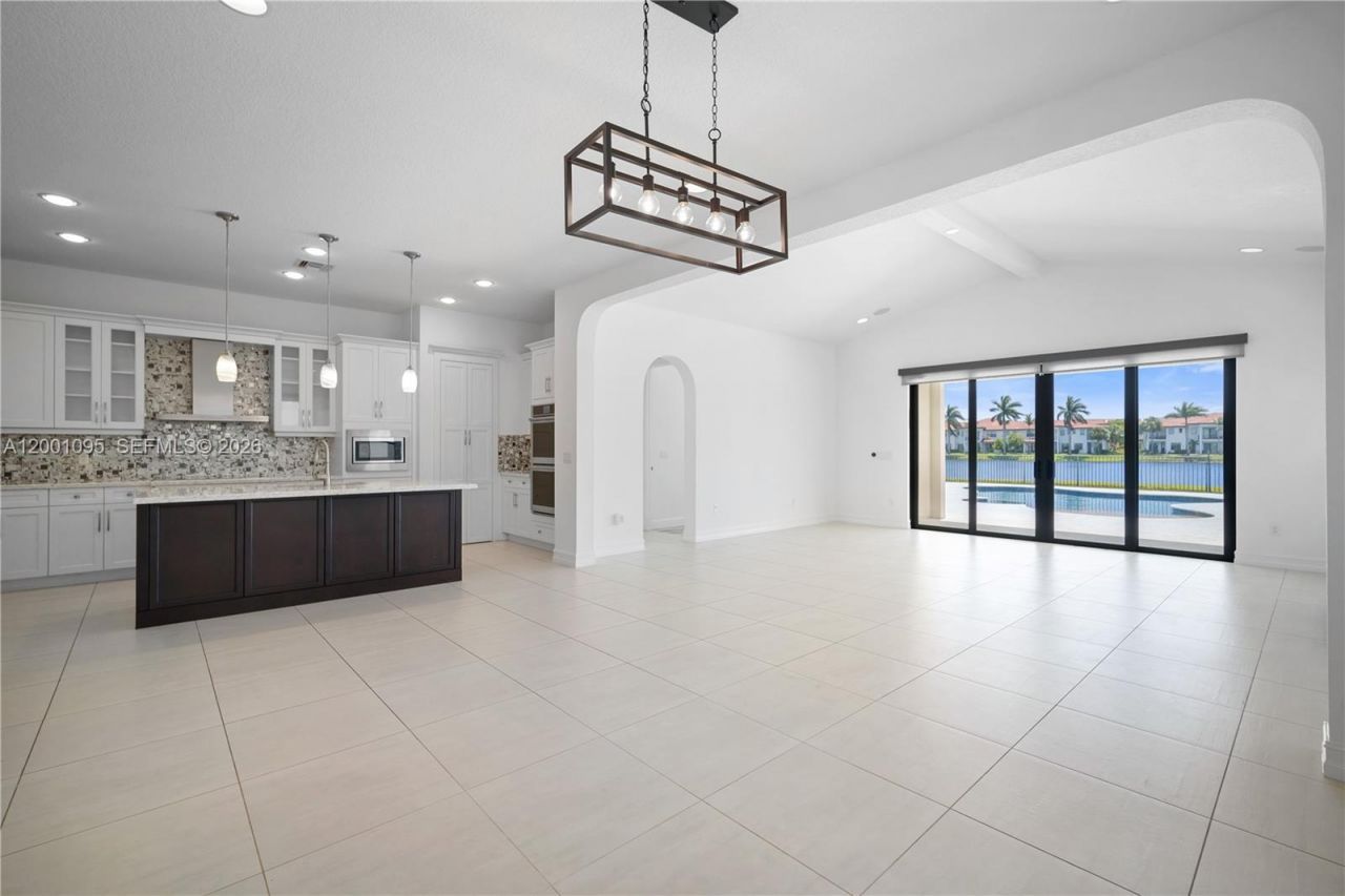 1286 SW 113th Way, Pembroke Pines, FL 33025 Photo