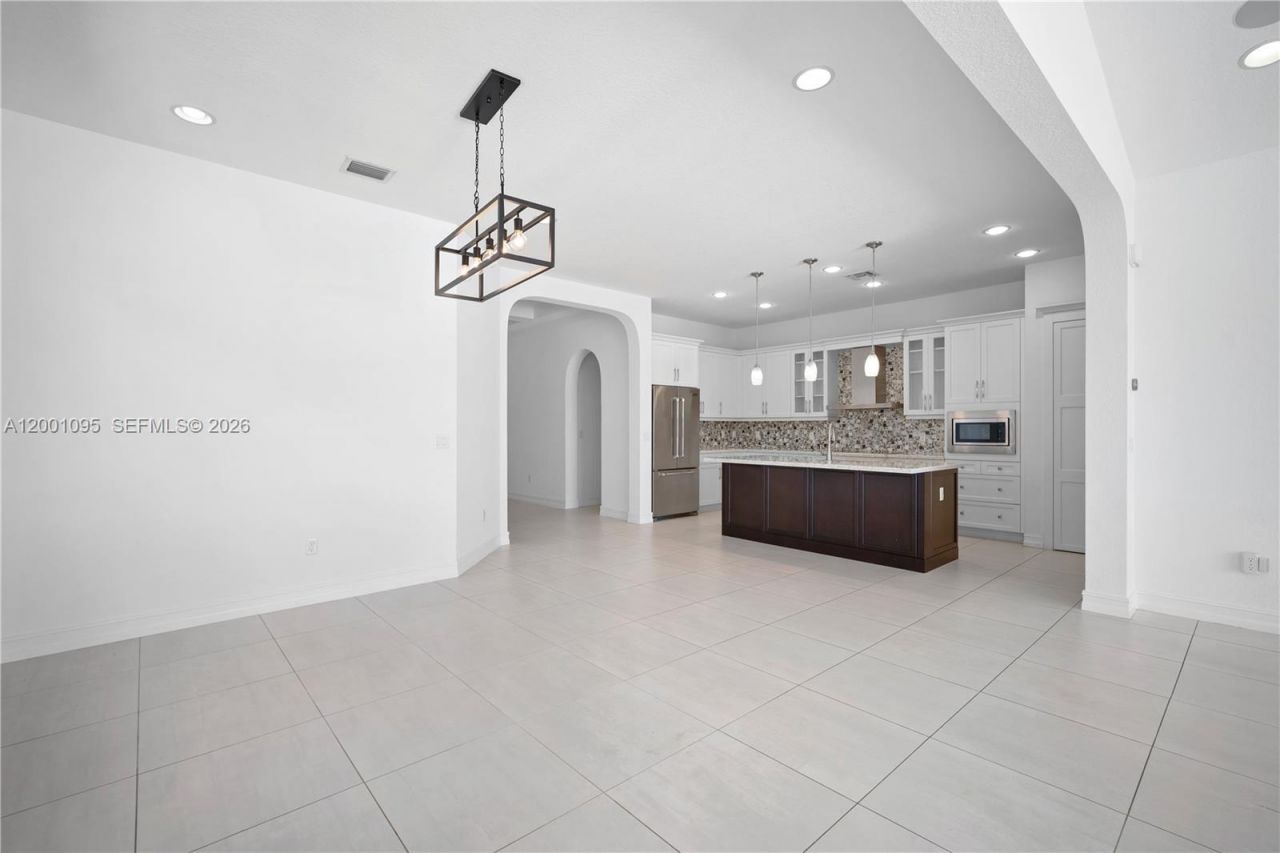 1286 SW 113th Way, Pembroke Pines, FL 33025 Photo