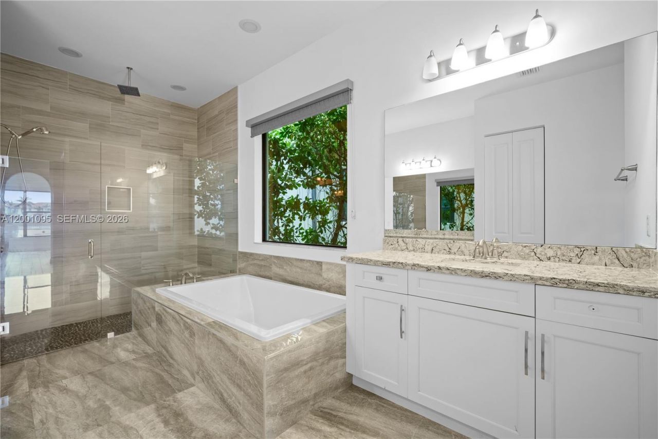 1286 SW 113th Way, Pembroke Pines, FL 33025 Photo