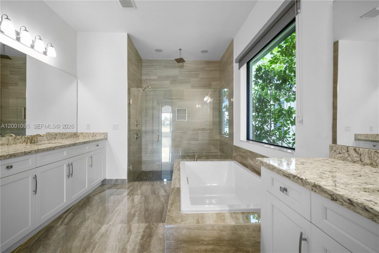 1286 SW 113th Way, Pembroke Pines, FL 33025 Photo