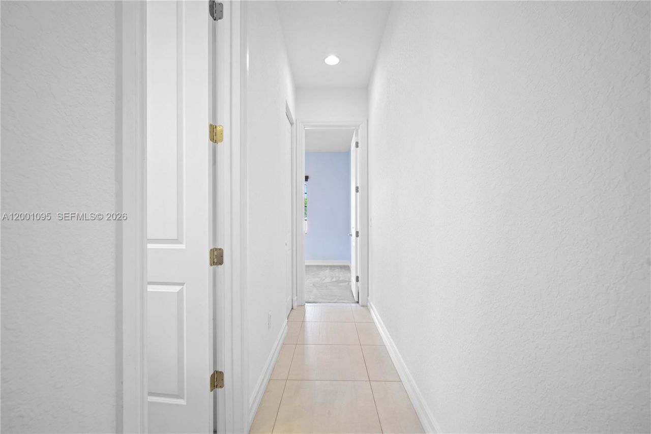 1286 SW 113th Way, Pembroke Pines, FL 33025 Photo