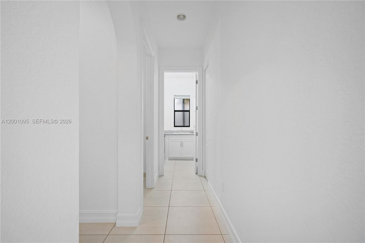 1286 SW 113th Way, Pembroke Pines, FL 33025 Photo