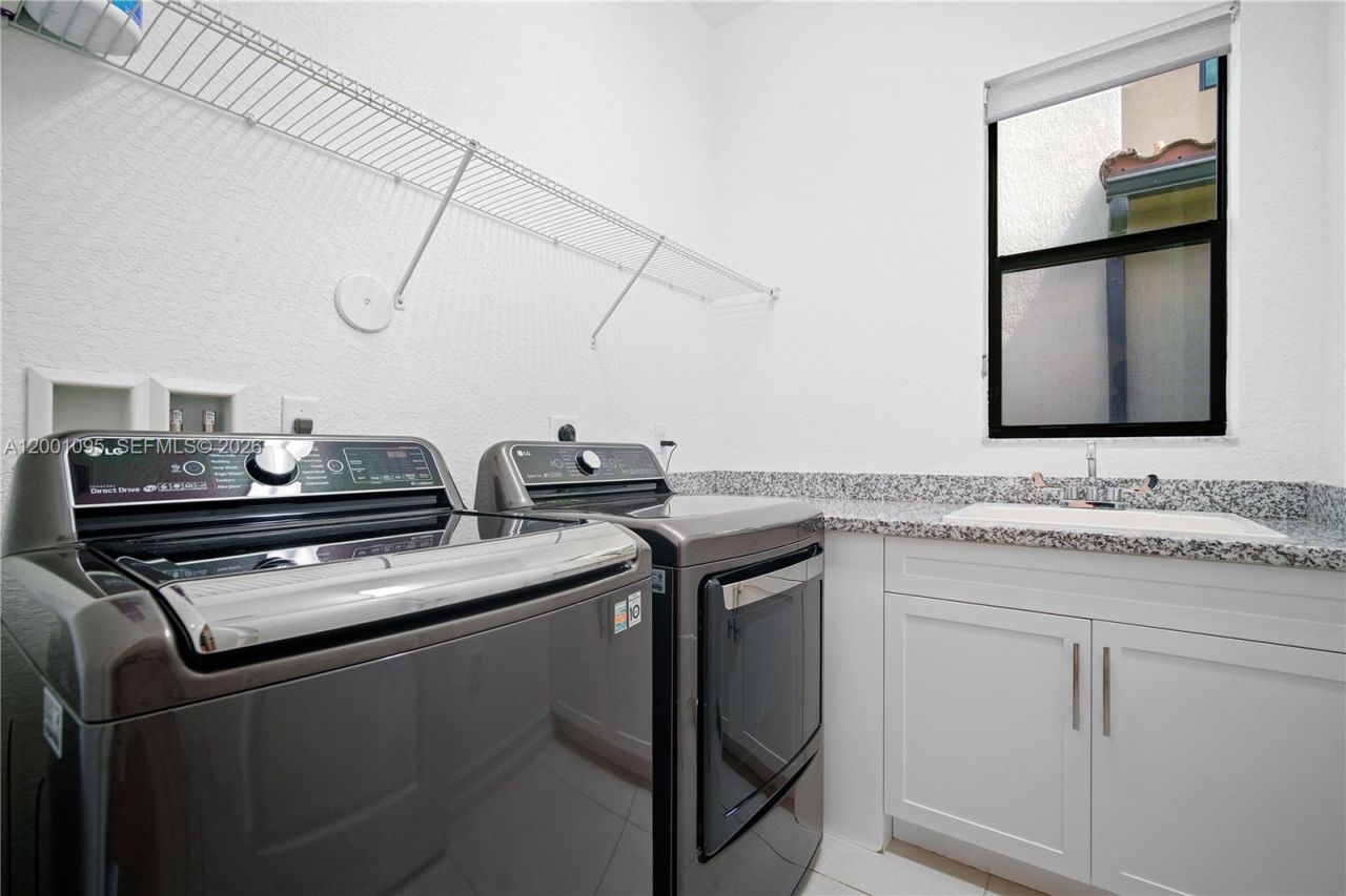 1286 SW 113th Way, Pembroke Pines, FL 33025 Photo