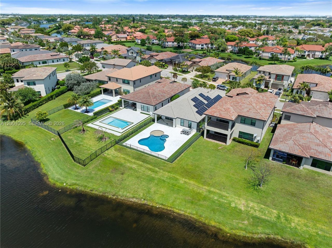 1286 SW 113th Way, Pembroke Pines, FL 33025 Photo