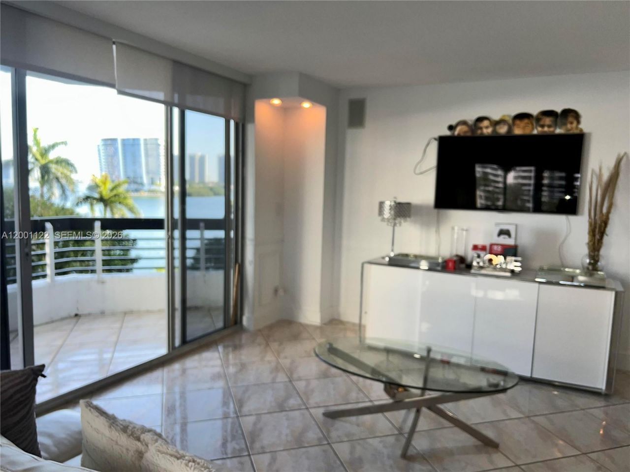 3600 Mystic Pointe Dr, Unit 513, Aventura, FL 33180 Photo