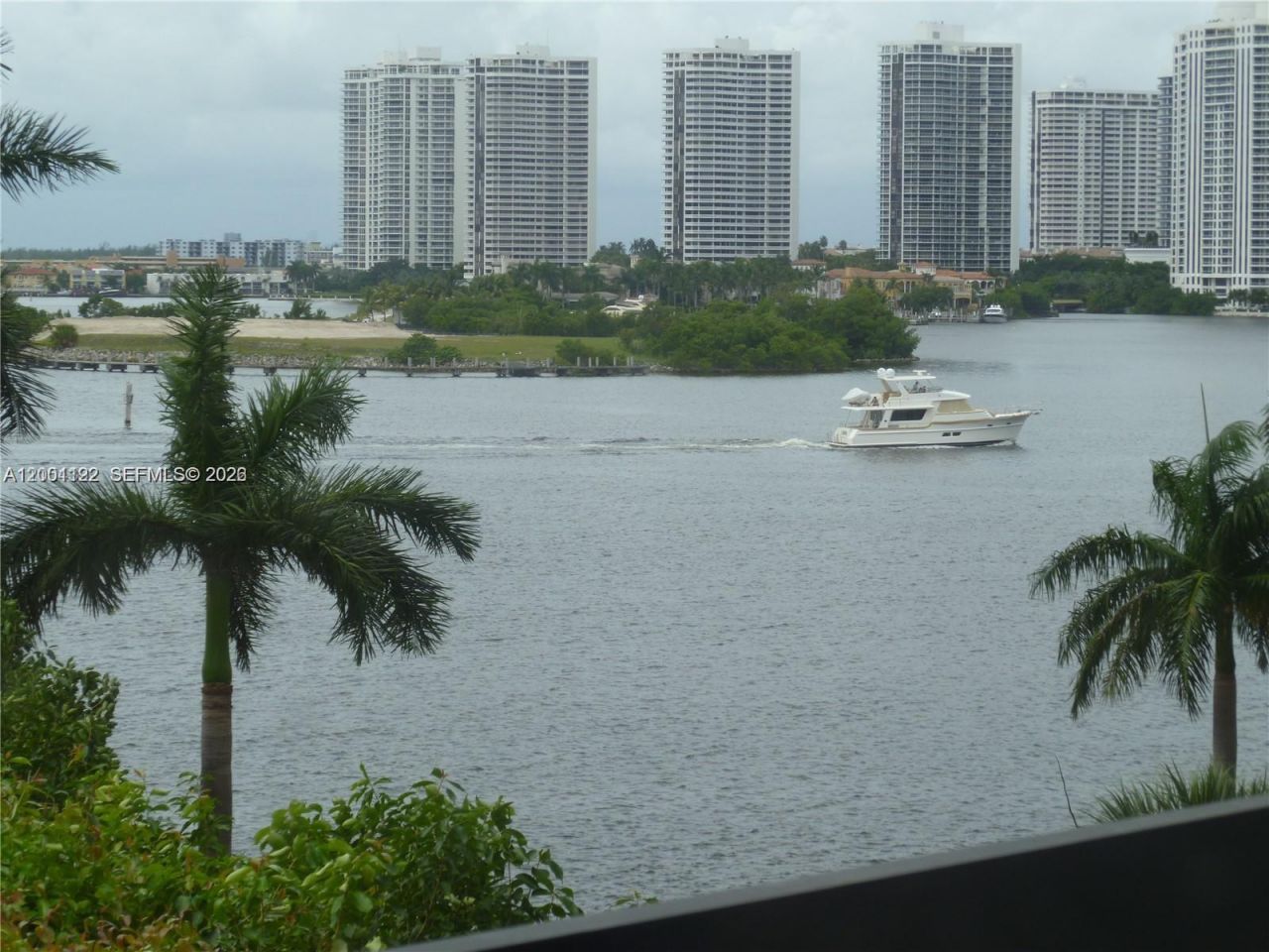 3600 Mystic Pointe Dr, Unit 513, Aventura, FL 33180 Photo