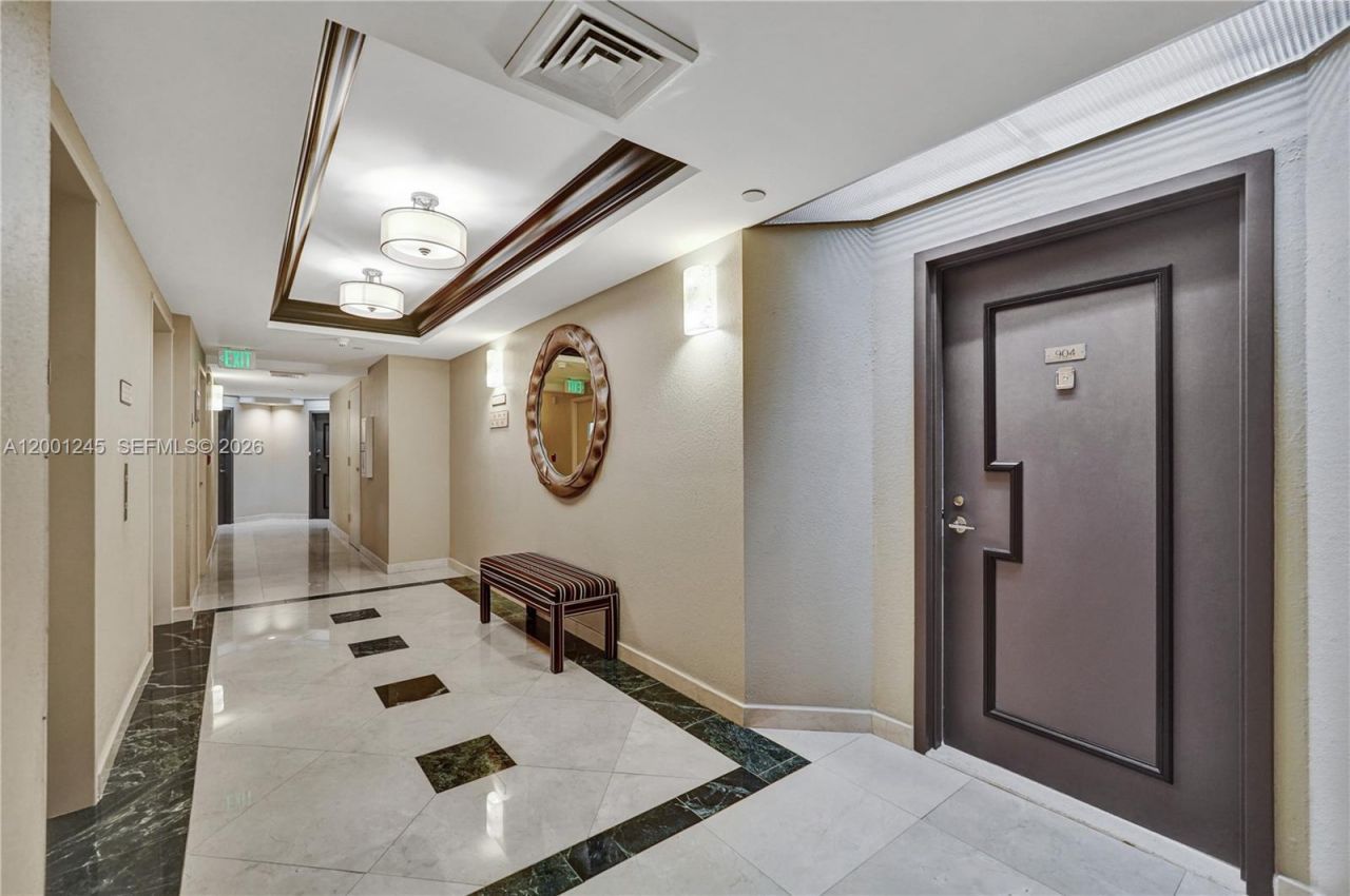 3600 Yacht Club Dr, Unit 904, Aventura, FL 33180 Photo