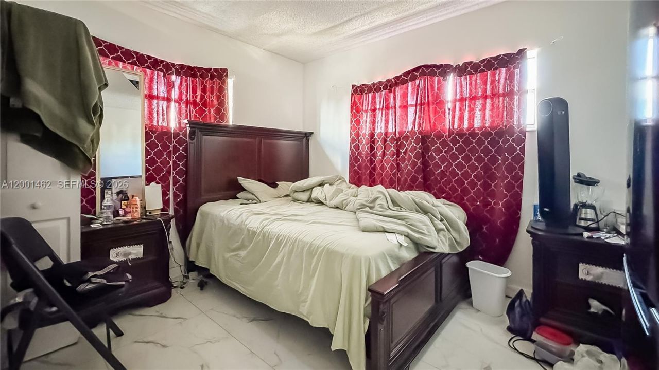 1060 Crystal Lake Dr, Unit 401, Deerfield Beach, FL 33064 Photo