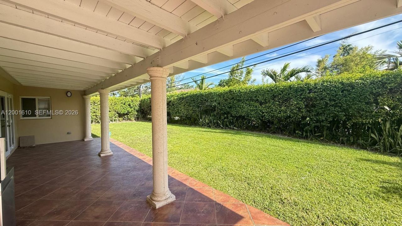 8820 SW 43rd Ter, Miami, FL 33165 Photo