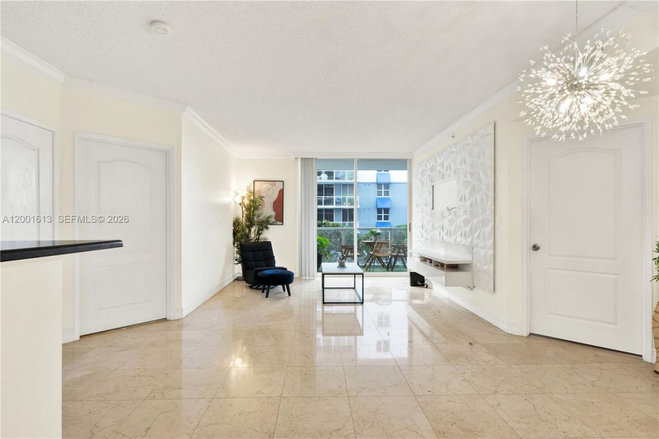 5077 NW 7th St, Unit 508, Miami, FL 33126 Photo