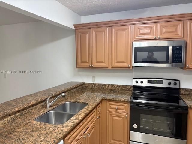 1641 Balfour Point Dr, Unit A, West Palm Beach, FL 33411 Photo