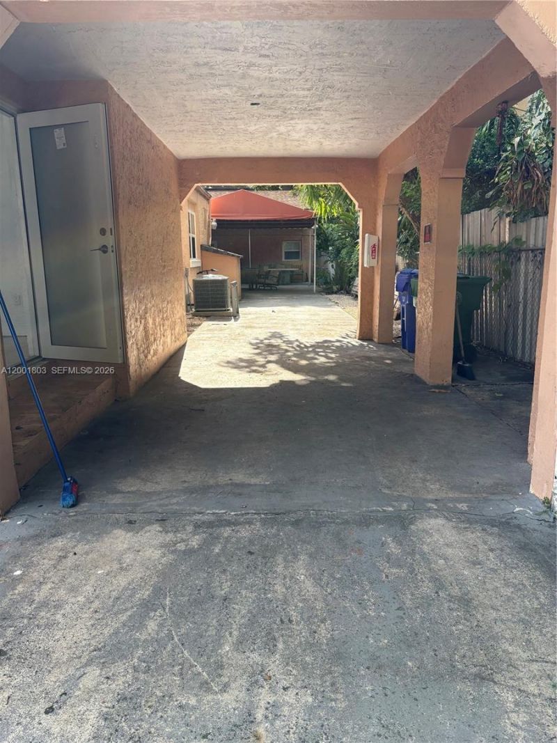 1560 NW 25th Ave, Unit 1, Miami, FL 33125 Photo