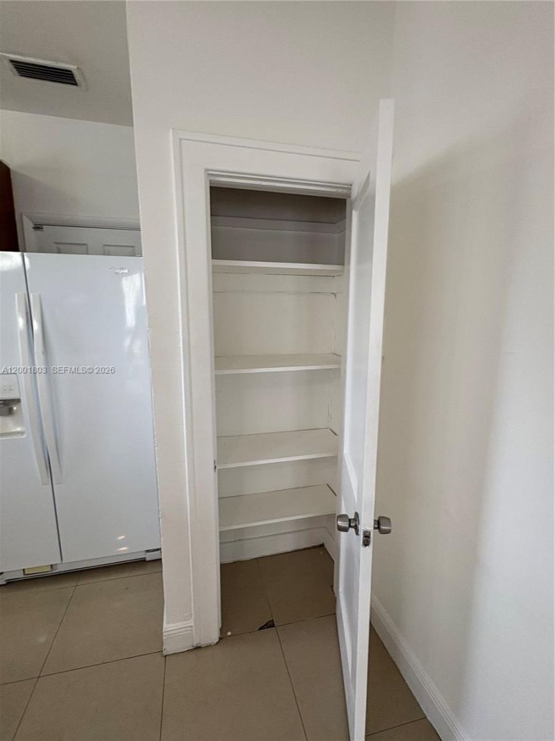 1560 NW 25th Ave, Unit 1, Miami, FL 33125 Photo