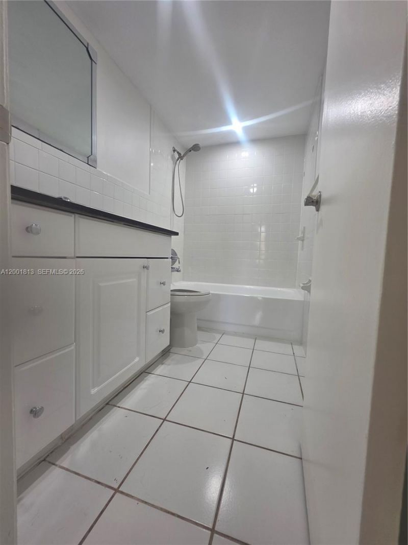 13700 SW 62nd St, Unit 113, Miami, FL 33183 Photo