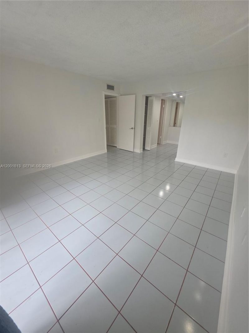 13700 SW 62nd St, Unit 113, Miami, FL 33183 Photo