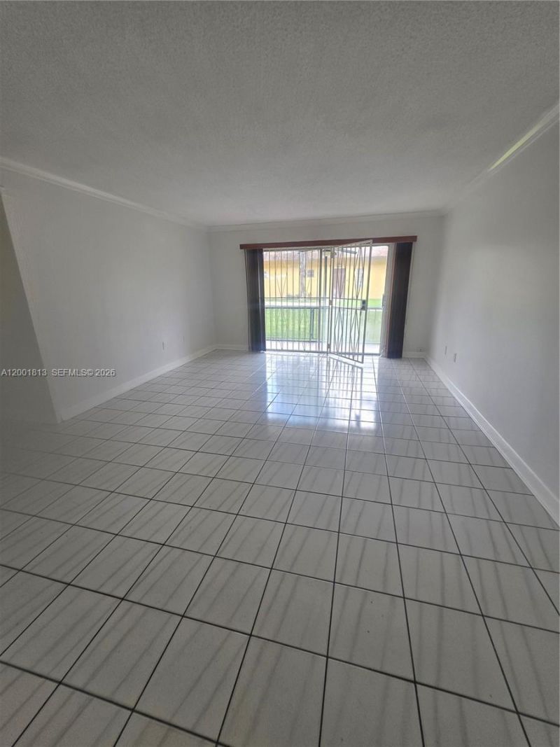 13700 SW 62nd St, Unit 113, Miami, FL 33183 Photo