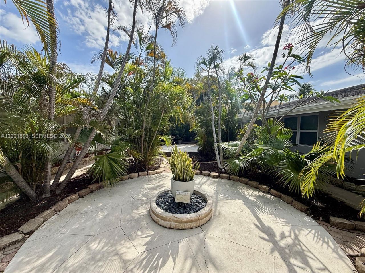 924 NE 17th Ter, Unit 1, Fort Lauderdale, FL 33304 Photo