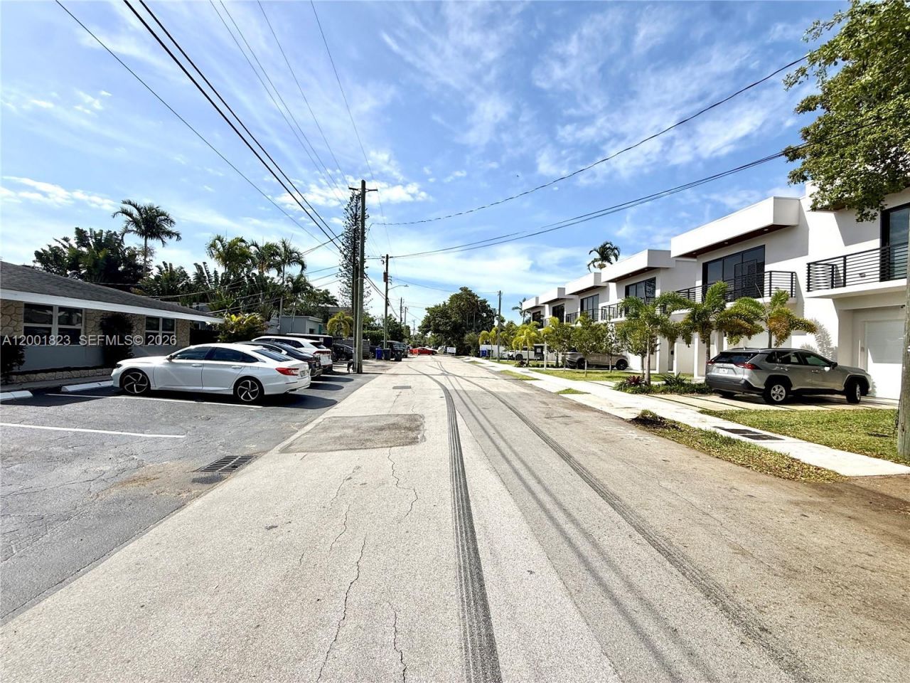 924 NE 17th Ter, Unit 1, Fort Lauderdale, FL 33304 Photo