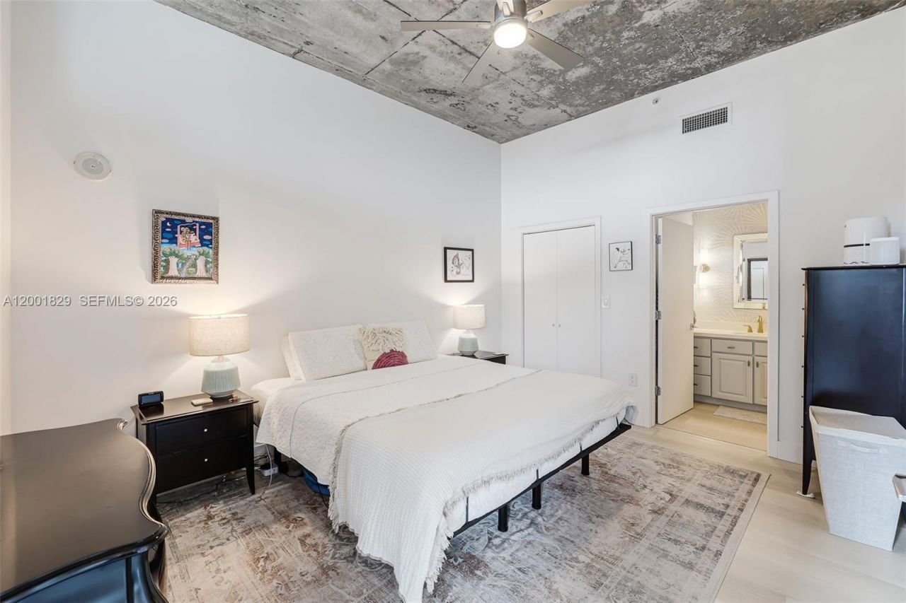 2001 Biscayne Blvd, Unit 2617, Miami, FL 33137 Photo