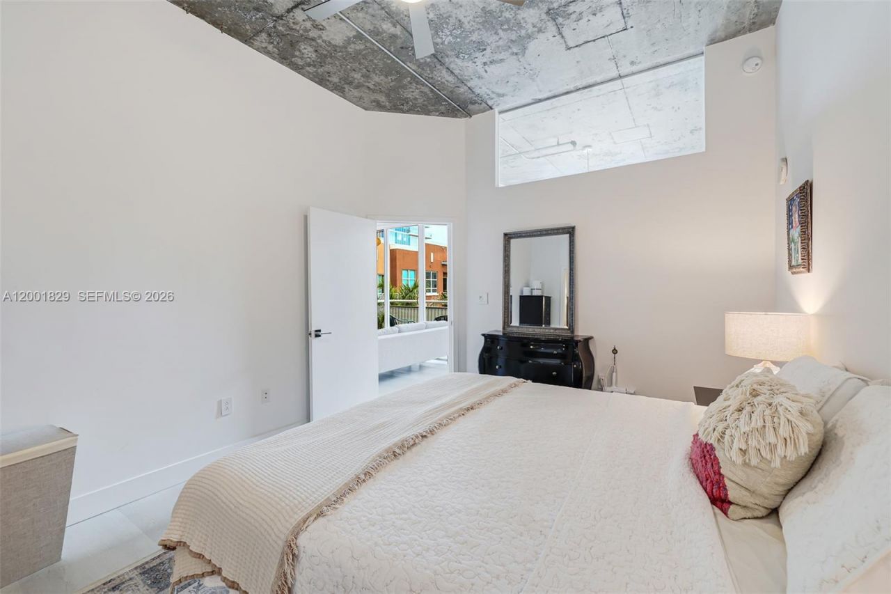 2001 Biscayne Blvd, Unit 2617, Miami, FL 33137 Photo