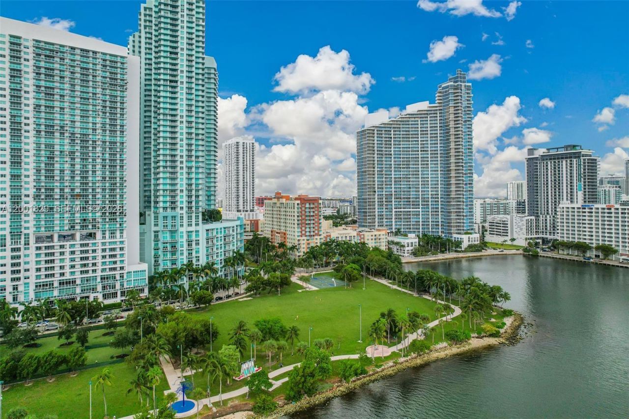 2001 Biscayne Blvd, Unit 2617, Miami, FL 33137 Photo
