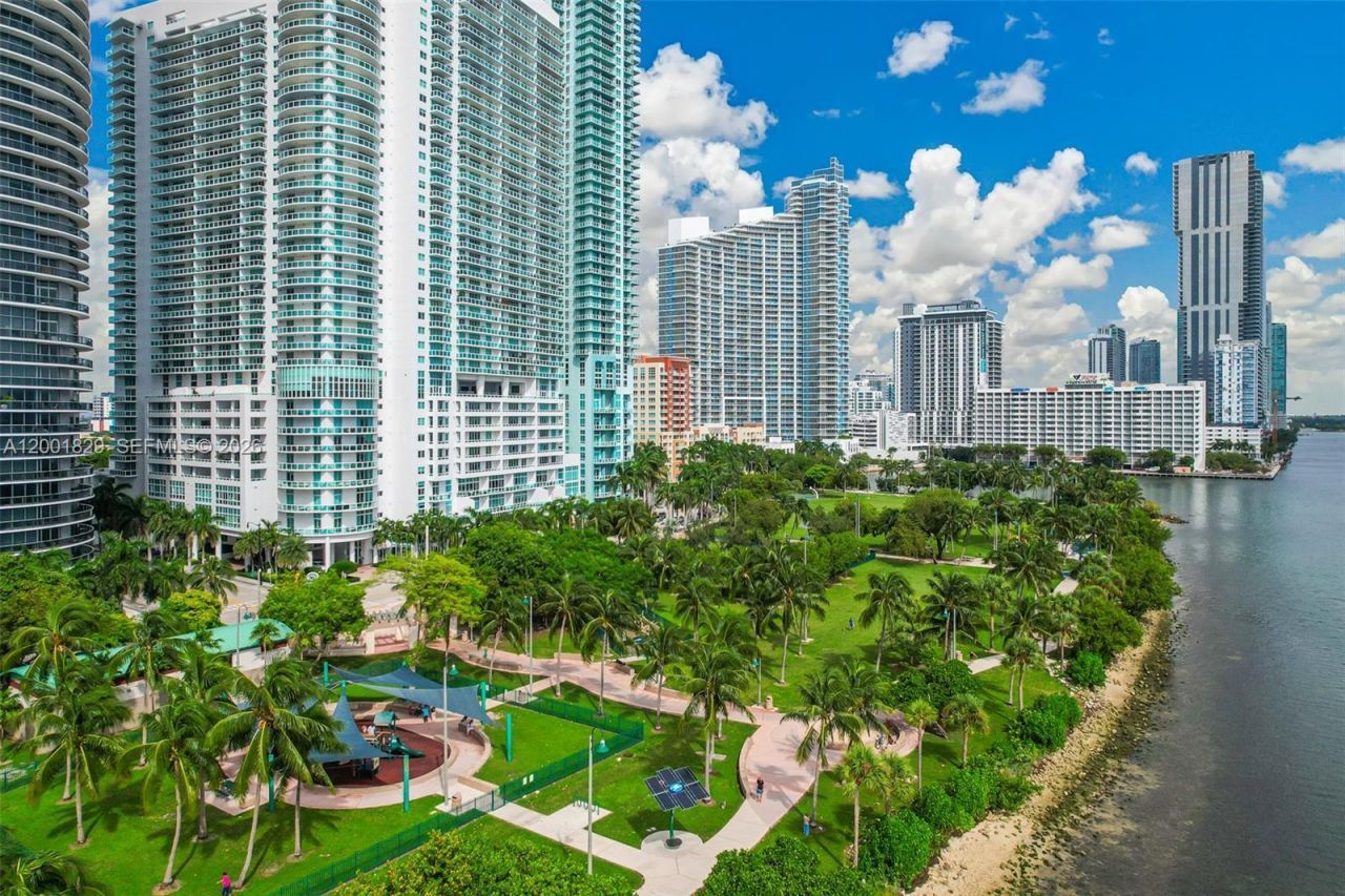 2001 Biscayne Blvd, Unit 2617, Miami, FL 33137 Photo