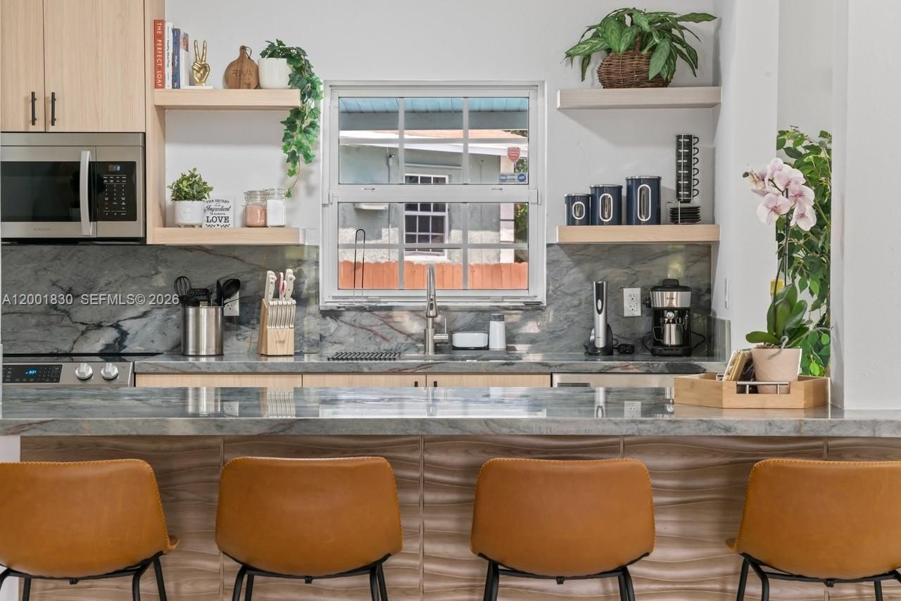 18901 NW 10th Ct, Miami Gardens, FL 33169 Photo