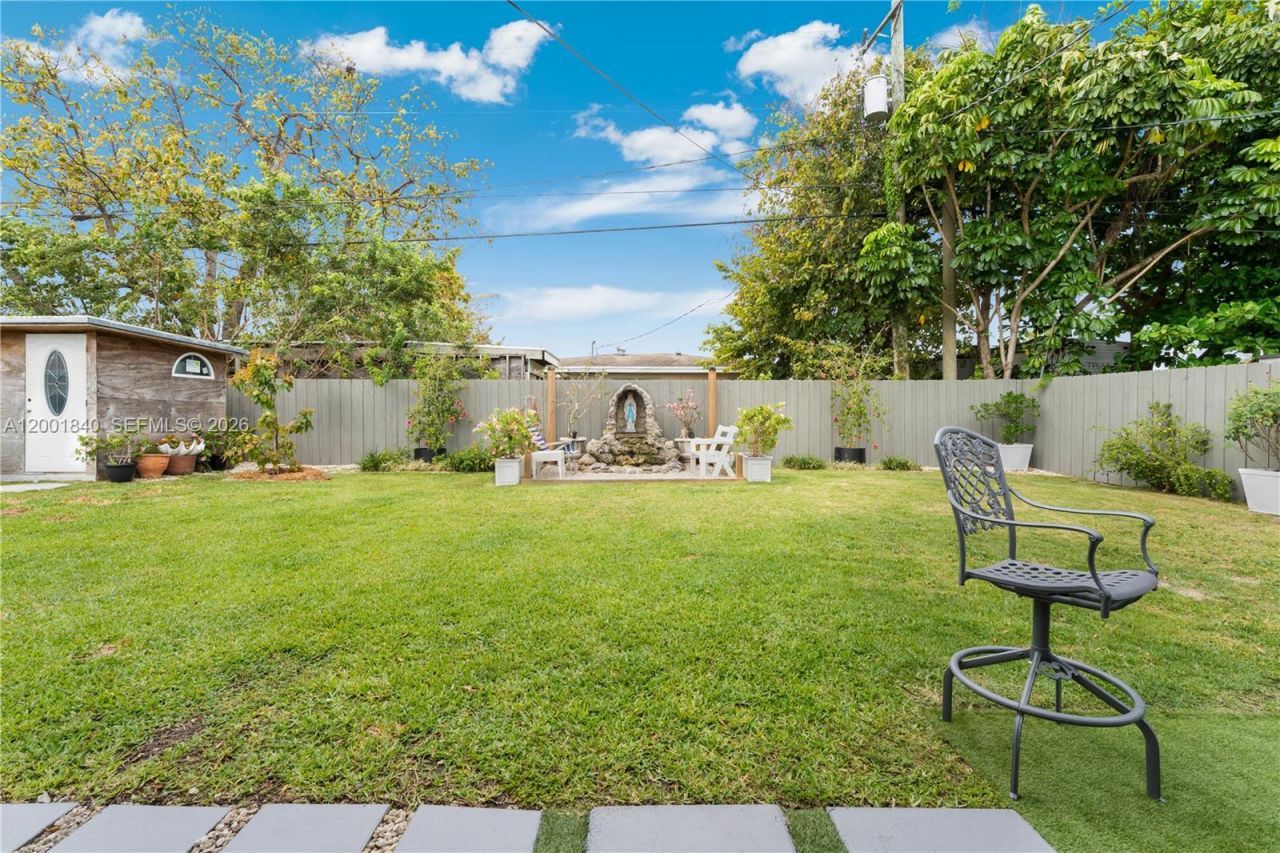 9771 Martinique Dr, Cutler Bay, FL 33189 Photo