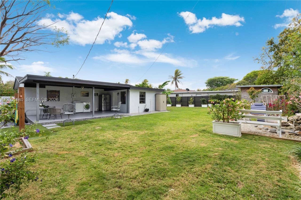 9771 Martinique Dr, Cutler Bay, FL 33189 Photo