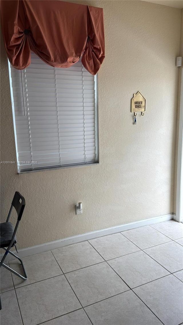 16961 SW 90th Ter, Unit Studio, Miami, FL 33196 Photo