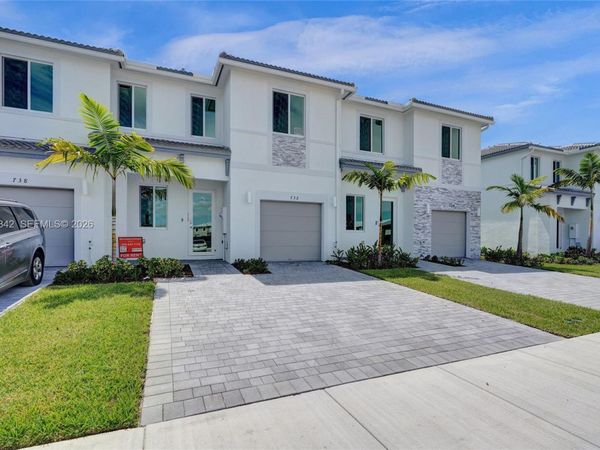 732 SE 13th Court, Unit 732, Homestead, FL 33034