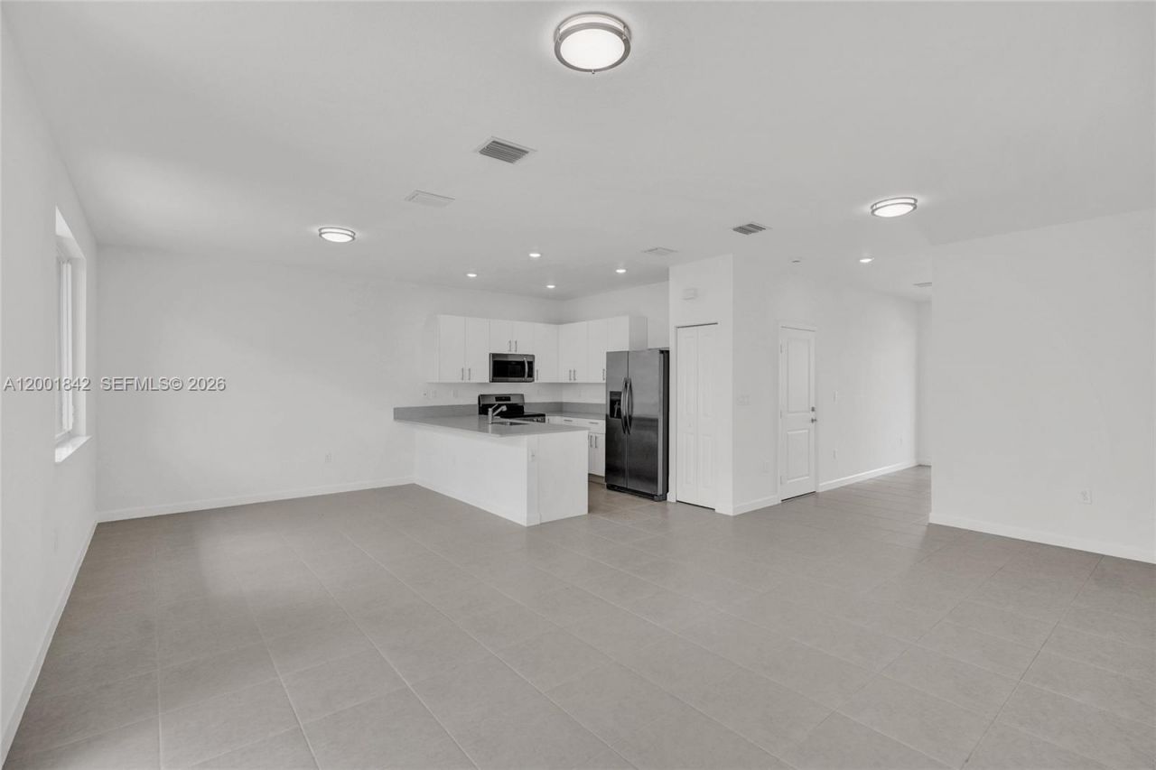 732 SE 13th Court, Unit 732, Homestead, FL 33034 Photo