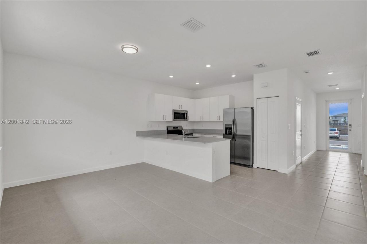 732 SE 13th Court, Unit 732, Homestead, FL 33034 Photo