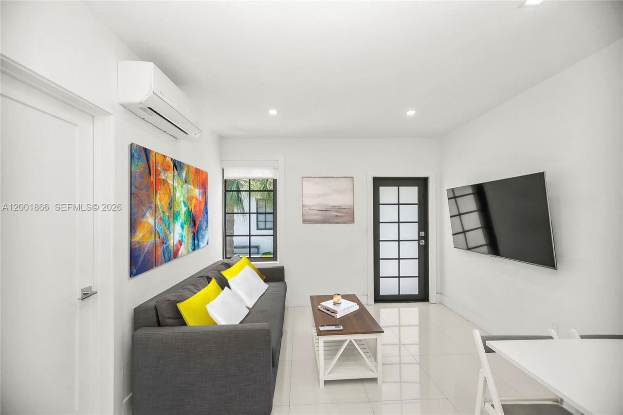 733 Michigan Ave, Unit 5, Miami Beach, FL 33139 Photo
