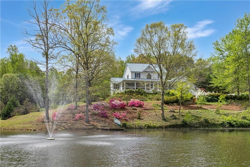 195 Forest Glen Drive, Waleska, GA 30183 Main Photo