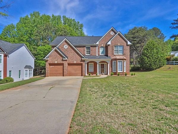 9815 Settlers Lane, Gainesville, GA 30506