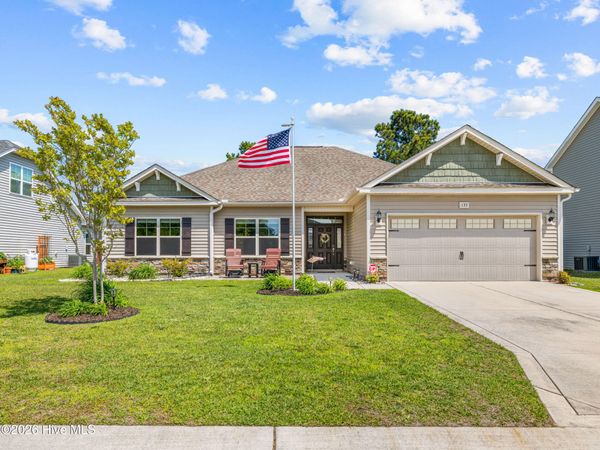 133 Oyster Landing Drive, Sneads Ferry, NC 28460